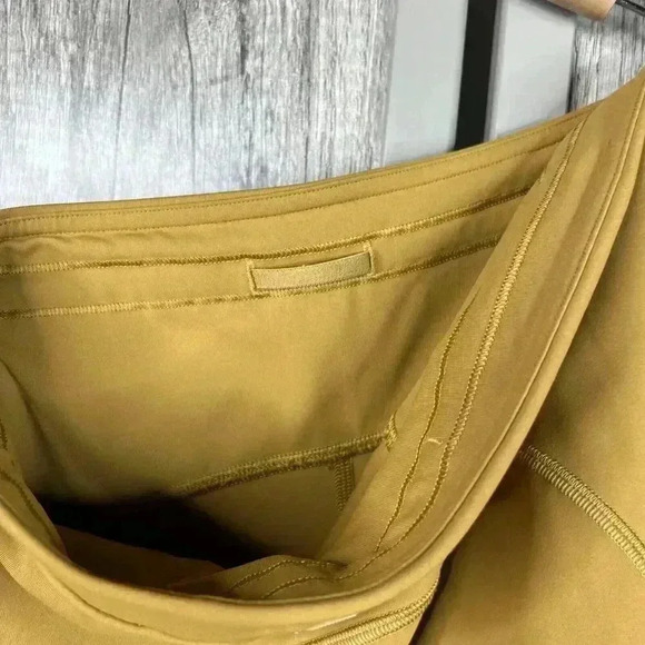 Lululemon Leggings Fast Free 6 Mustard Color High Rise Reflective Dots Sz 6 - Picture 10 of 12